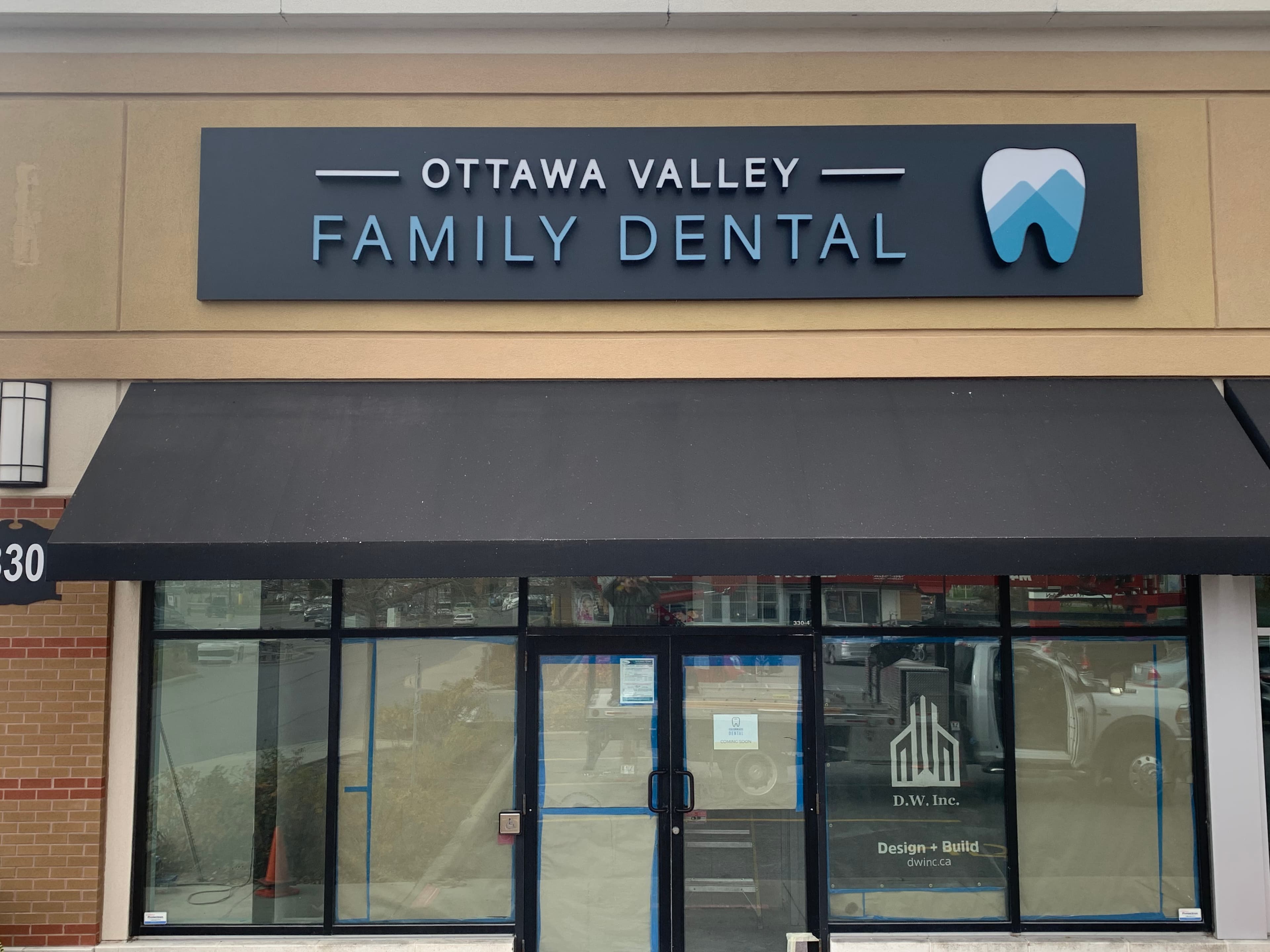 Dentistry at Almonte – Window graphics