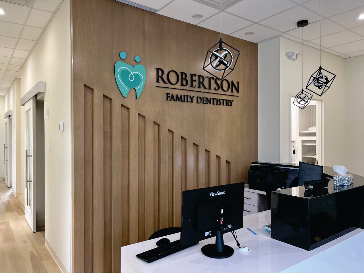 Robertson Family Dentistry – Interior 3D signage