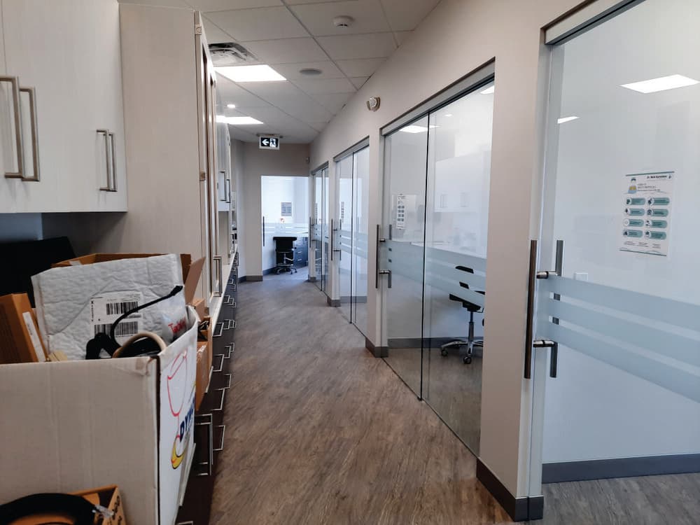 Interior glass etched window graphic